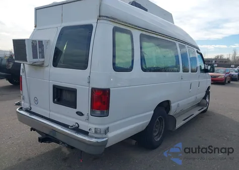 2011 Ford E-350 Super Duty Xlt z USA, uszkodzony, nr VIN 1FBSS3BL3BDA28502